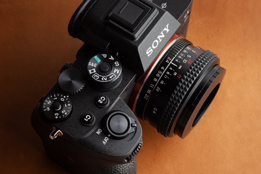 美品　使用頻度極少　綺麗　Kistar40mm f2.4　スクエアフード付き 荻窪カメラのさくらや / 木下光学研究所 KISTAR 40mm F2.4 [KSE/KFX]